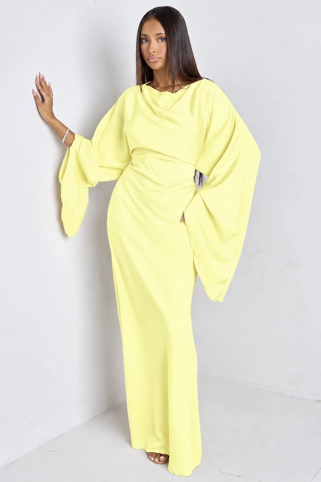 Pale yellow robe with pagoda sleeves