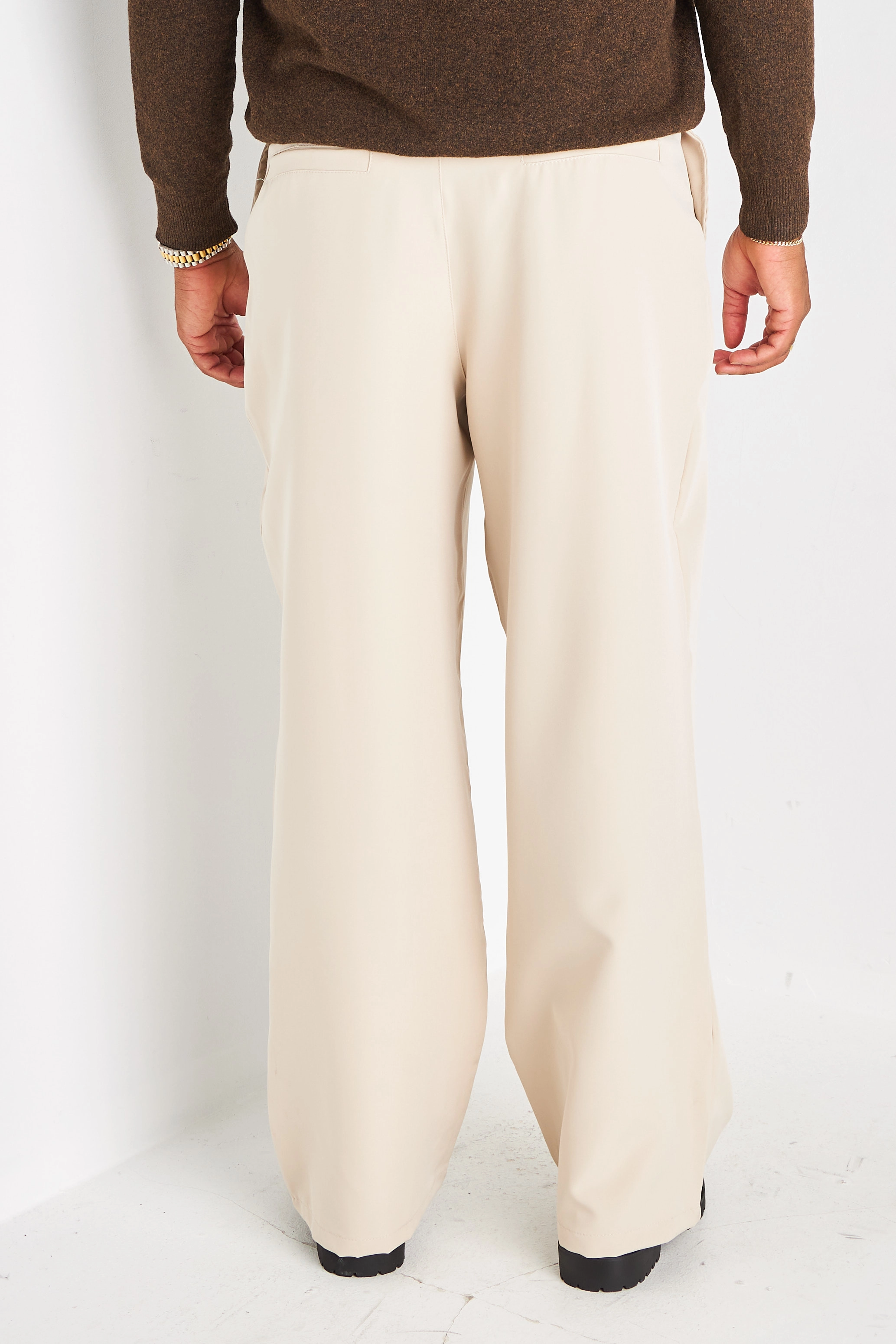 Pantalon à pince beige à coupe droite