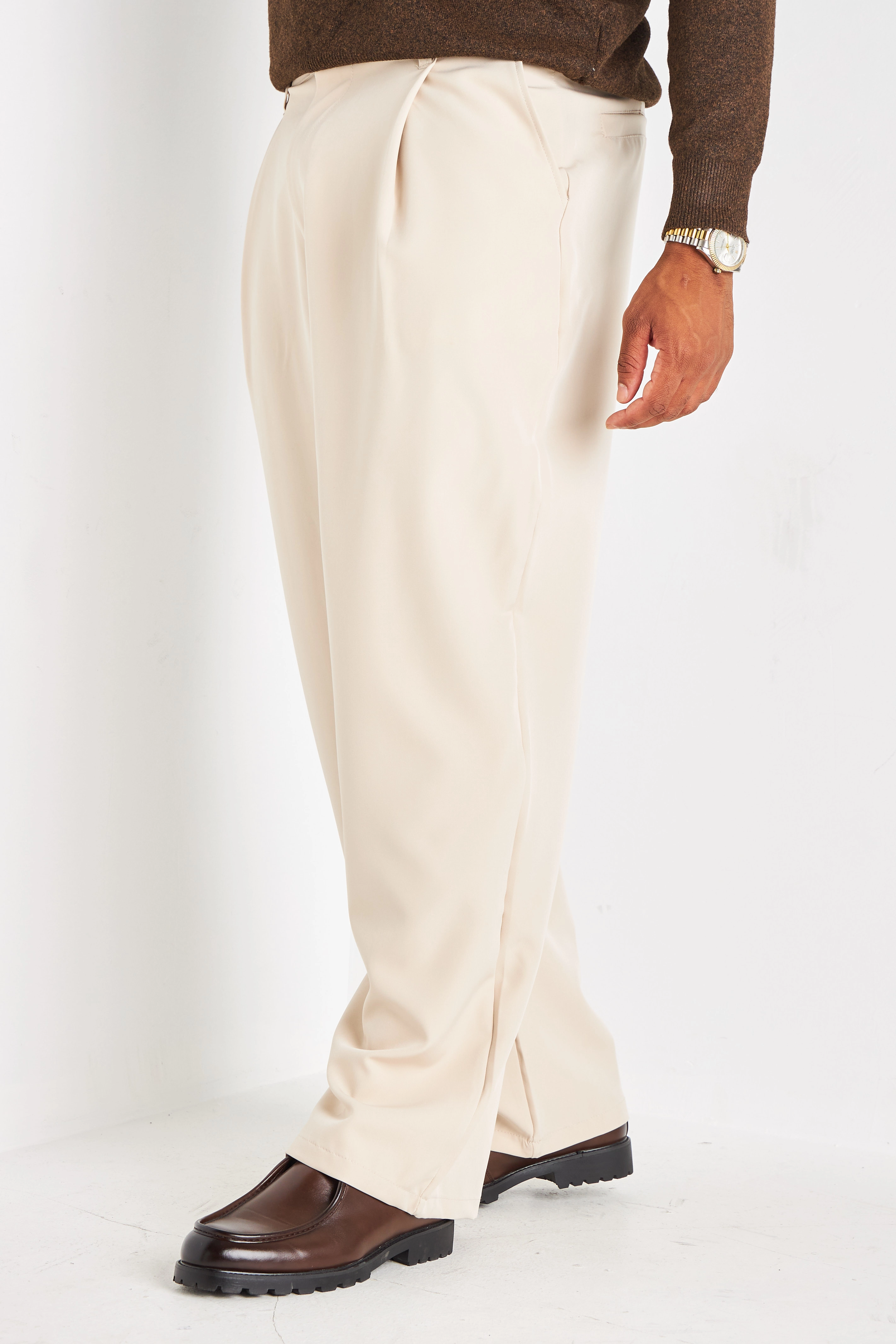 Pantalon à pince beige à coupe droite