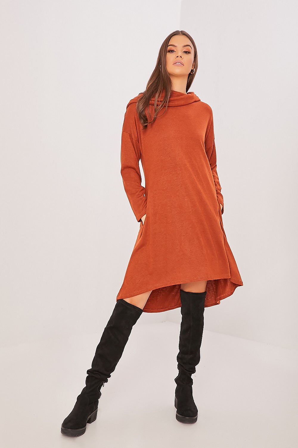 Robe sweat à capuche marron ample